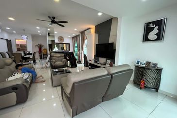 Setia Tropika Double Storey Cluster 