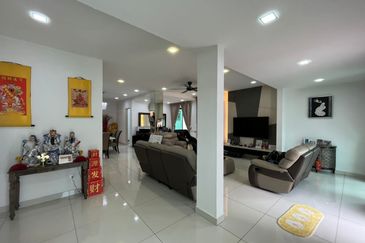 Setia Tropika Double Storey Cluster 