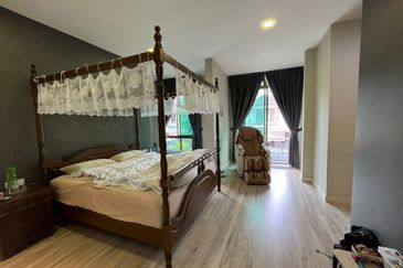 Setia Tropika Double Storey Cluster 