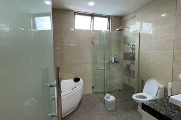 Setia Tropika Double Storey Cluster 