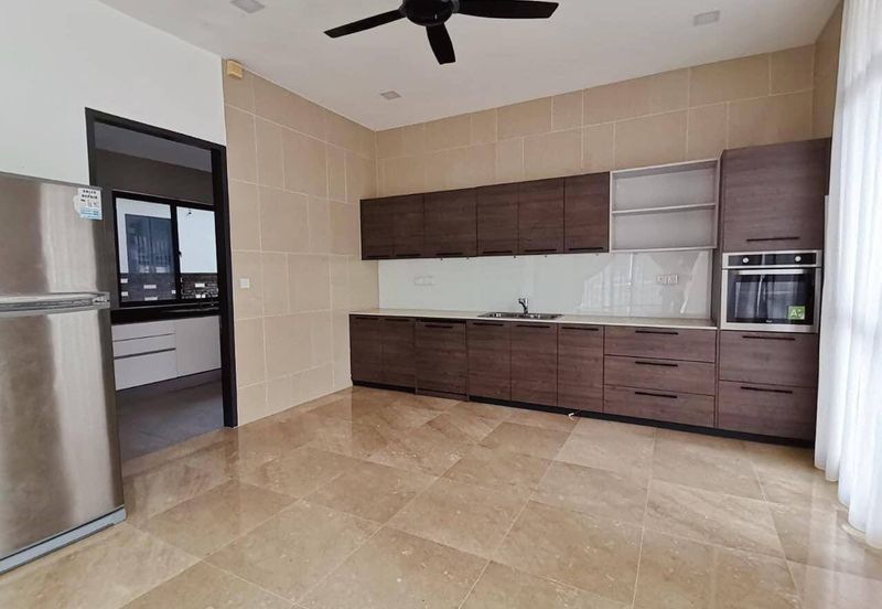 Noble Park @ East Ledang