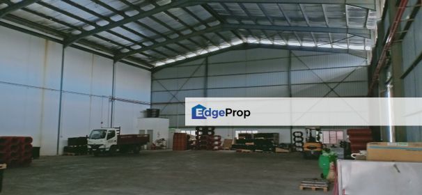 Huge Warehouse For Rent in PJS 51, Jalan 222, Petaling Jaya. , Selangor, Petaling Jaya