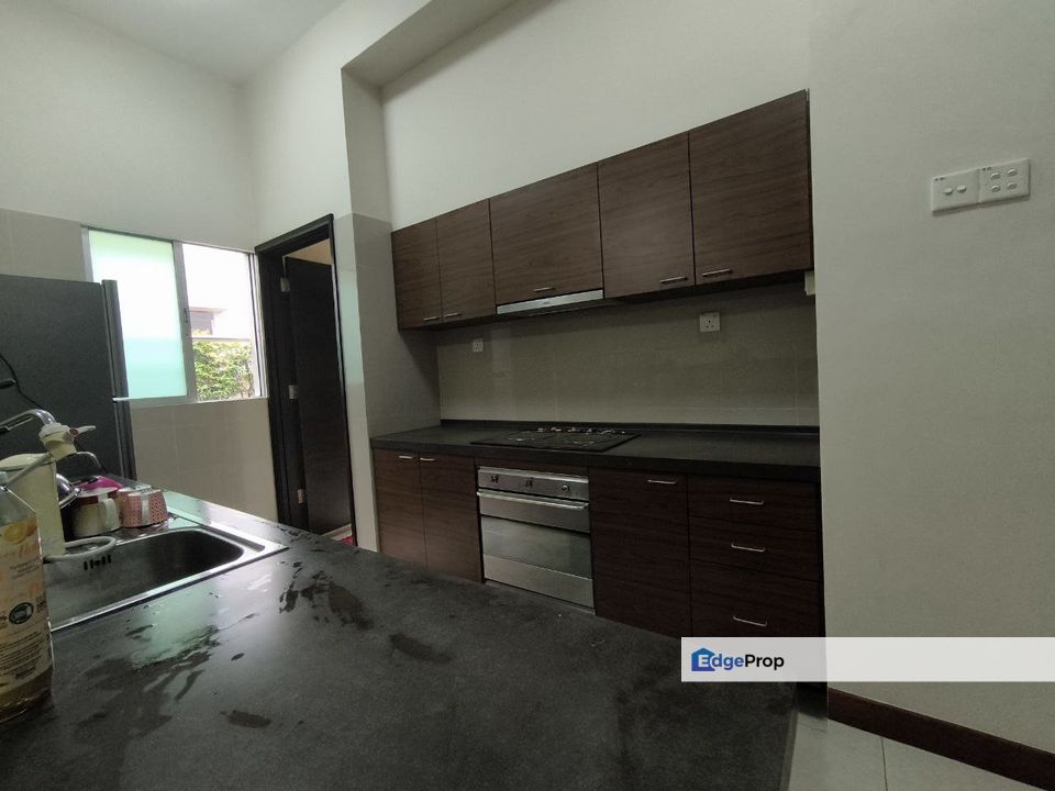 2 Storey Town House @ Leisure Farm, Johor, Gelang Patah