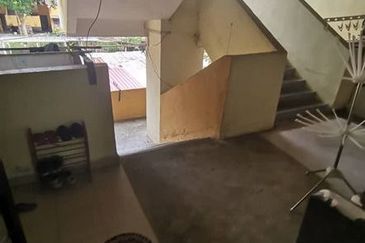 Flat Bandar Selesa Jaya