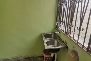 Flat Bandar Selesa Jaya