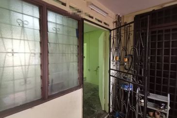 Flat Bandar Selesa Jaya