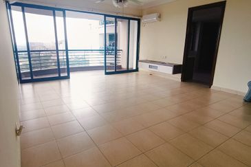 The Straits View, Bandar Baru Permas Jaya