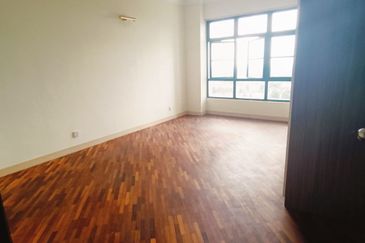 The Straits View, Bandar Baru Permas Jaya