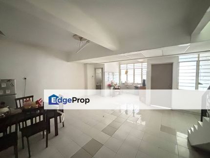 1.5 Storey Terrace House @ Taman Pulai Utama, Johor, Skudai