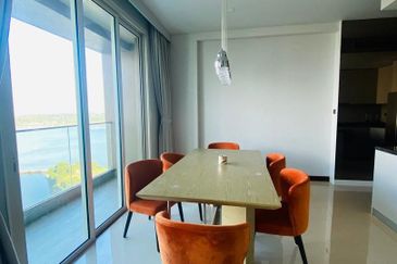 Puteri Cove Residences