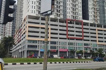 Ascotte Boulevard Condominium