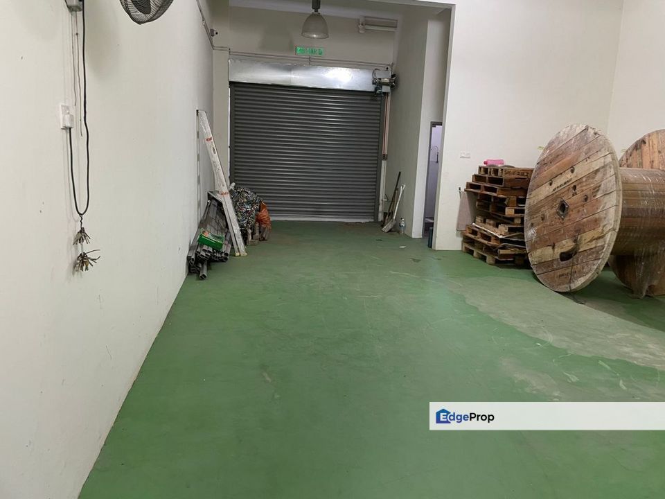 3 Storey Shop Lot @ Taman Nusa Sentral, Johor, 