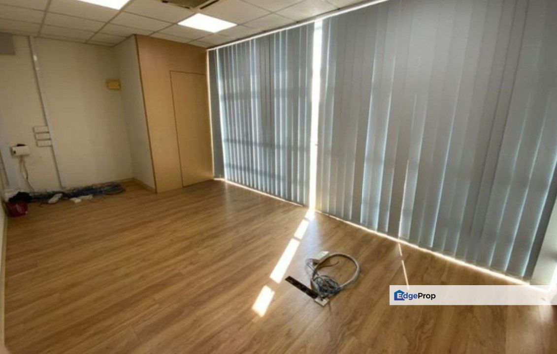 3 Storey Shop Lot @ Taman Nusa Sentral, Johor, 