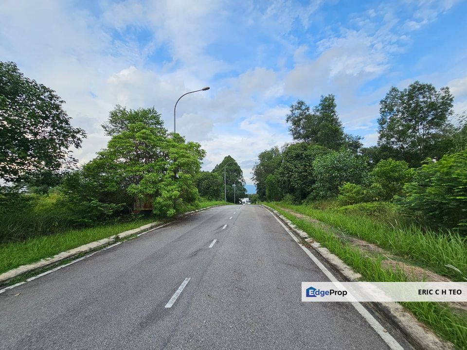 Unlock Serenity: Prime Bungalow Land at Bayu Lake Homes Awaits, Negeri Sembilan, Mantin
