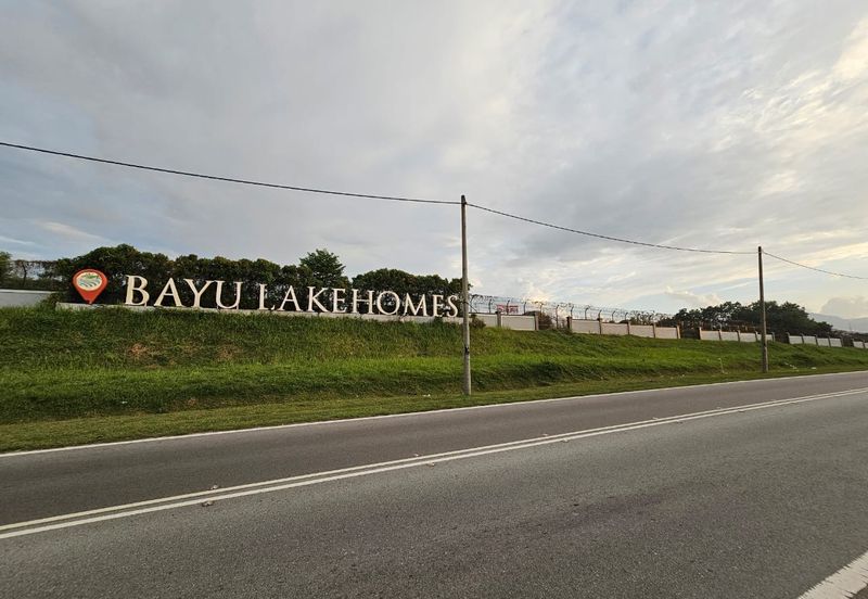Bayu Lakehomes