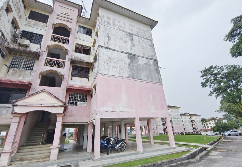 Ria 2 Apartment, Taman Megah Ria