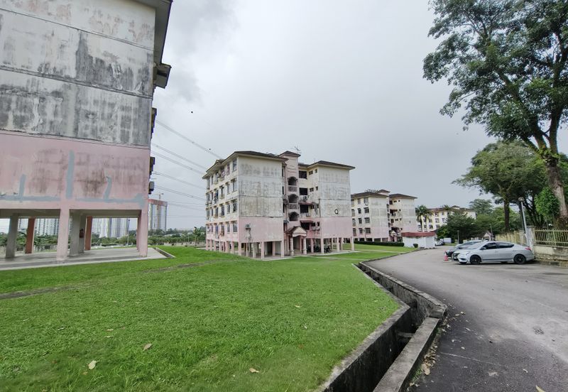 Ria 2 Apartment, Taman Megah Ria