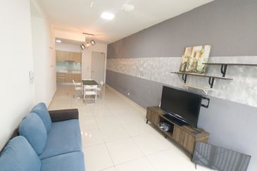 Meridin Bayvue Apartment