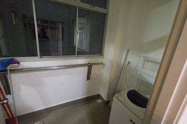 Meridin Bayvue Apartment