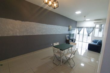 Meridin Bayvue Apartment