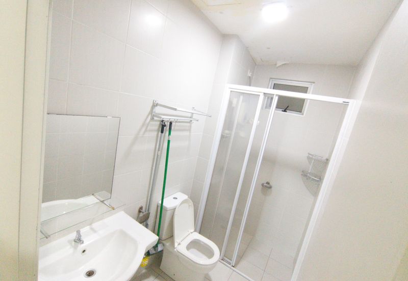 Meridin Bayvue Apartment