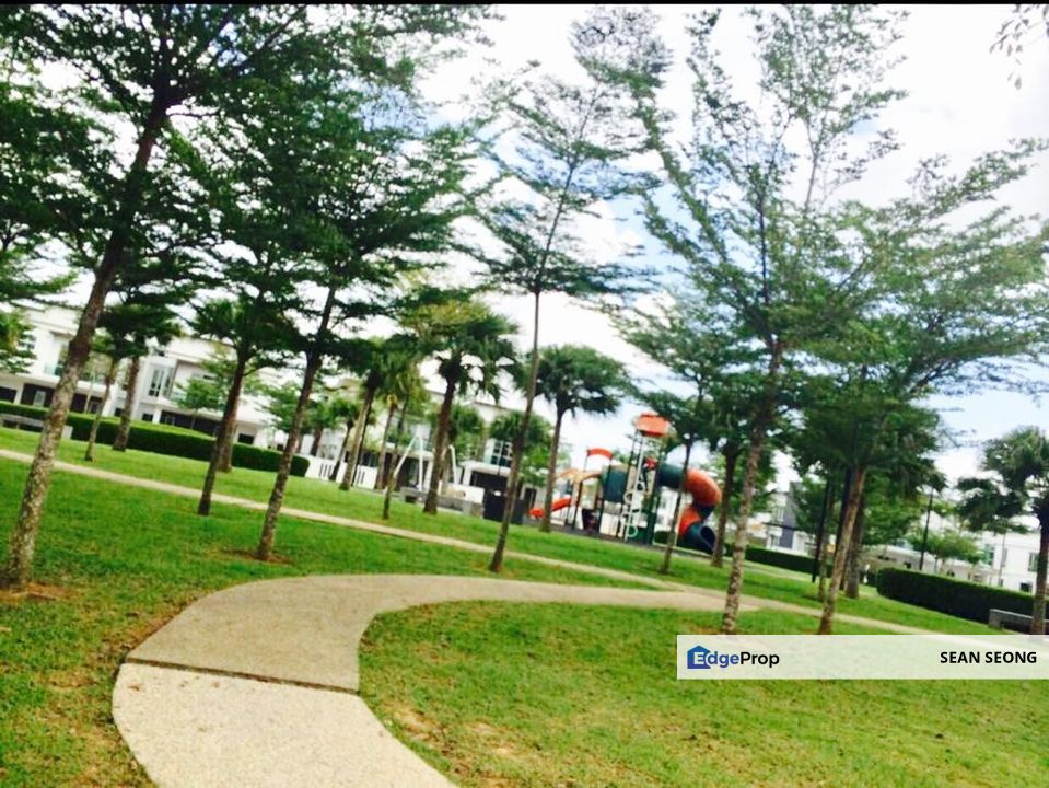 EASY CIQ SENIBONG VILLAS PERMAS JAYA MASAI JOHOR BAHRU SALE, Johor, Masai