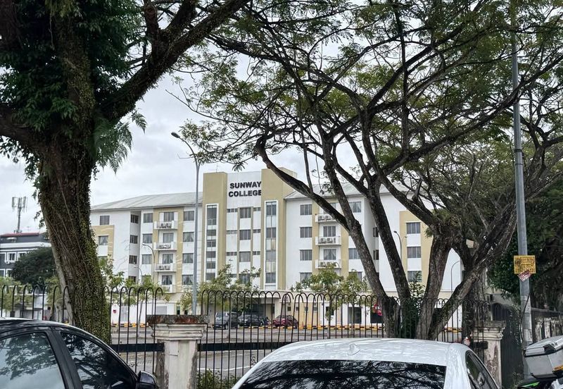 Taman Austin Heights