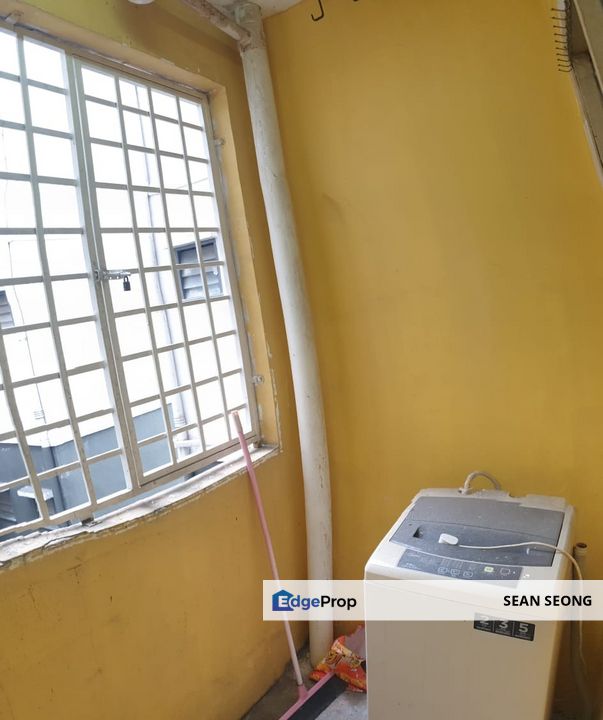 RIA 1 APARTMENT MEGAH RIA PERMAS JAYA JOHOR BAHRU FOR SALE, Johor, Masai