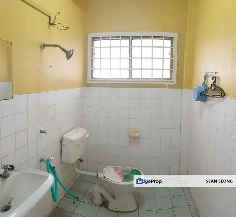 RIA 1 APARTMENT MEGAH RIA PERMAS JAYA JOHOR BAHRU FOR SALE, Johor, Masai