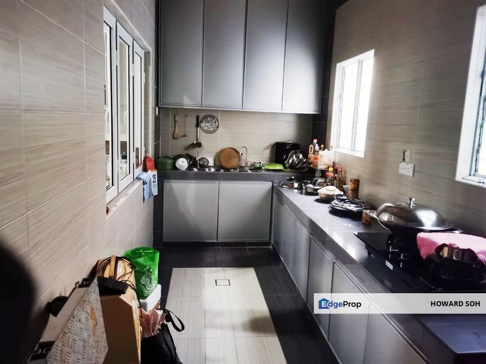 Big Semi-D Facing Playground Fully Renovated, Selangor, Klang