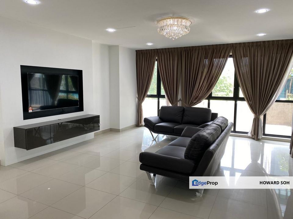 Villa Triplex 3 storey with roof garden,pool view, Selangor, Shah Alam