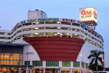 GM Klang Wholesale City