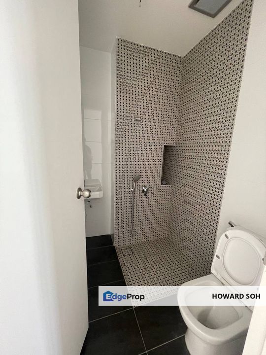 Brand new coner extra 30ft land gated guarded with swimming pool,gym, Selangor, Shah Alam