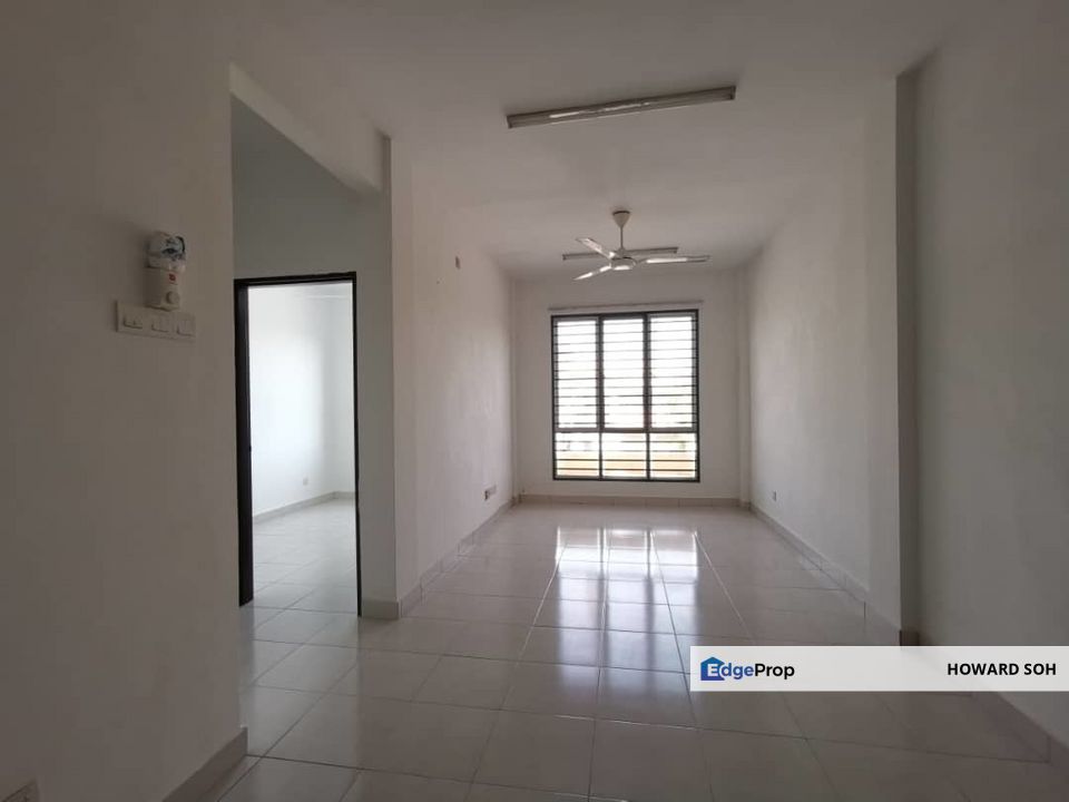 Pangsapuri Orchis Bandar Parklands Klang near kesas highway with lift, Selangor, Klang