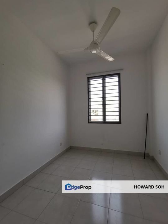 Pangsapuri Orchis Bandar Parklands Klang near kesas highway with lift, Selangor, Klang