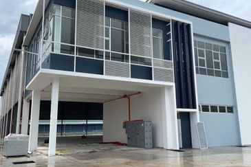 Pandamaran Industrial Estate Klang,Port Klang Semi D factory/warehouse