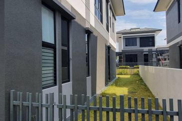 Dremien @ Eco Ardence