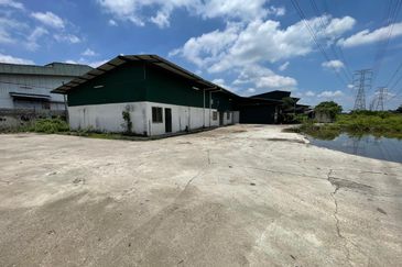 Jalan Bukit Kemuning