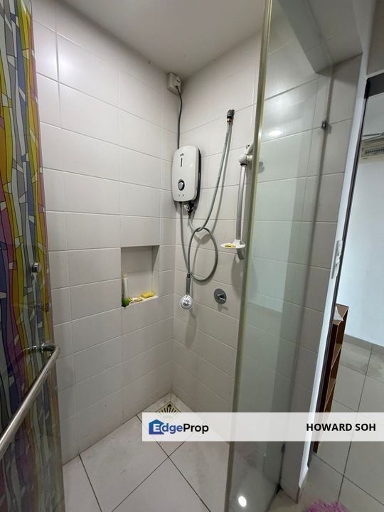 Trefoil @ setia city walking distance to setia city mall, with balcony, Selangor, Setia Alam/Alam Nusantara