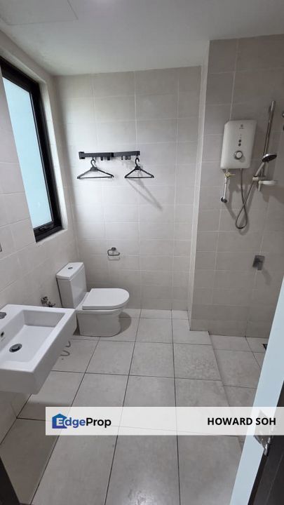 Walking distance to central i-city shopping mall, near uitm,shops,bank, Selangor, Shah Alam