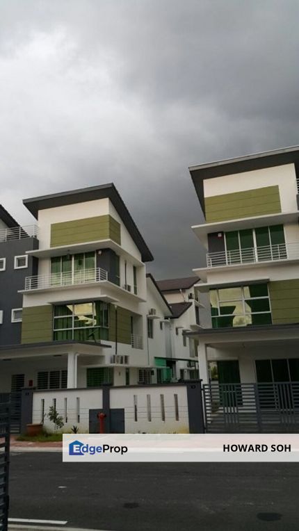 2.5 Storey Semi-D cluster,gated guarded,near nsk,easy access to kesas, Selangor, Klang