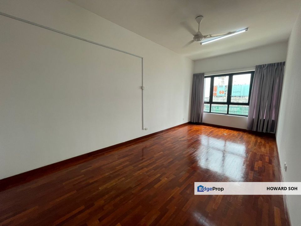 Cozy environment, walking distance to shopping mall, Selangor, Shah Alam