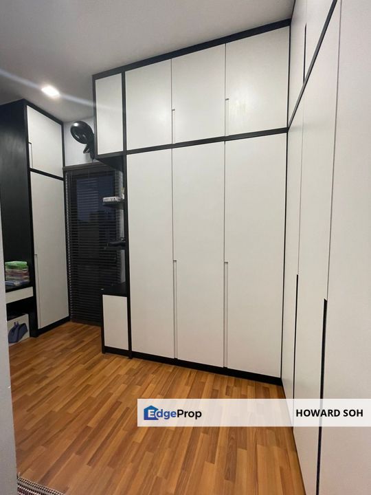 Fully renovated & extended, club house facilities,swimming pool,cozy, Selangor, Shah Alam