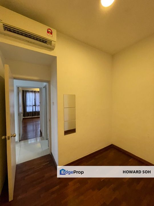 2 rooms 1 bathroom,balcony, near to uitm, hospital, shopping mall, Selangor, Shah Alam