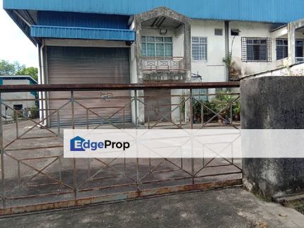 1.5 storey Semi Detached Factory Warehouse, Villaraya, Sungai Lalang, Selangor, Semenyih