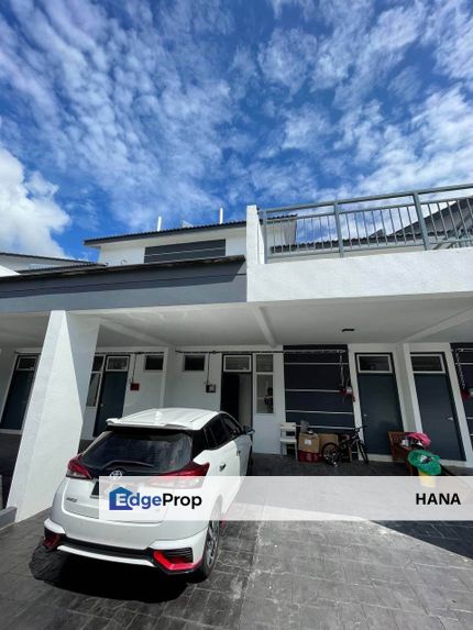 TOWN HOUSE LOWER GROUND FOR SALE, NEW UNIT, BARE UNIT , Selangor, Dengkil