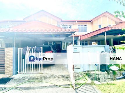 (Renovated) Double Storey Terrace Intermediate unit at Bandar Tasik Kesuma Fasa 9B, Beranang , Selangor, Semenyih