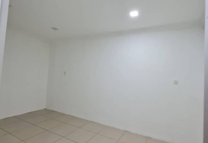 Rawang jalan bersatu 2 story shop for rent