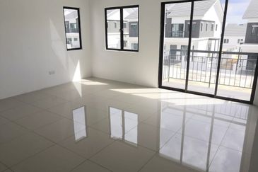 Rawang Taman scientex Semi-D For Rent