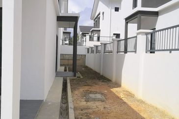 Rawang Taman scientex Semi-D For Rent